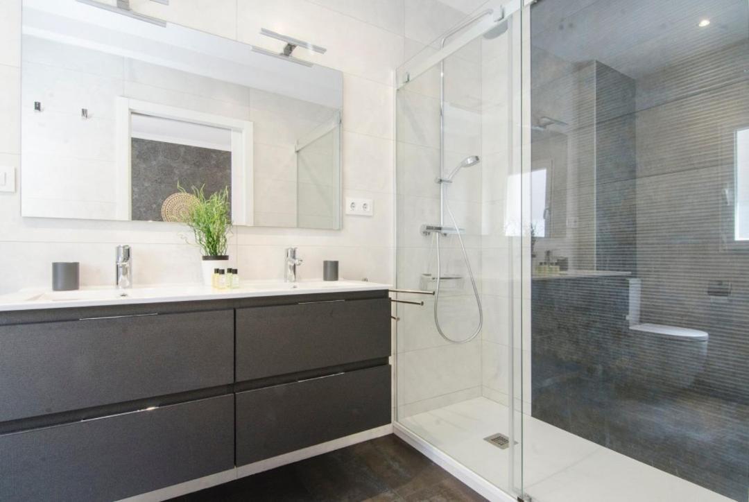 Modern And Cozy- 2 Bedrooms 2 Bathrooms- San Eugenio- Mintystay Appartement *